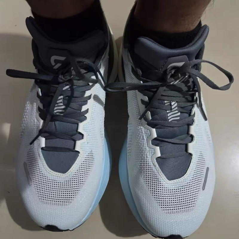 DYNAFISH Xiao Nian Laufschuhe  – Men Shoes Vs Women Bewertung und Preis