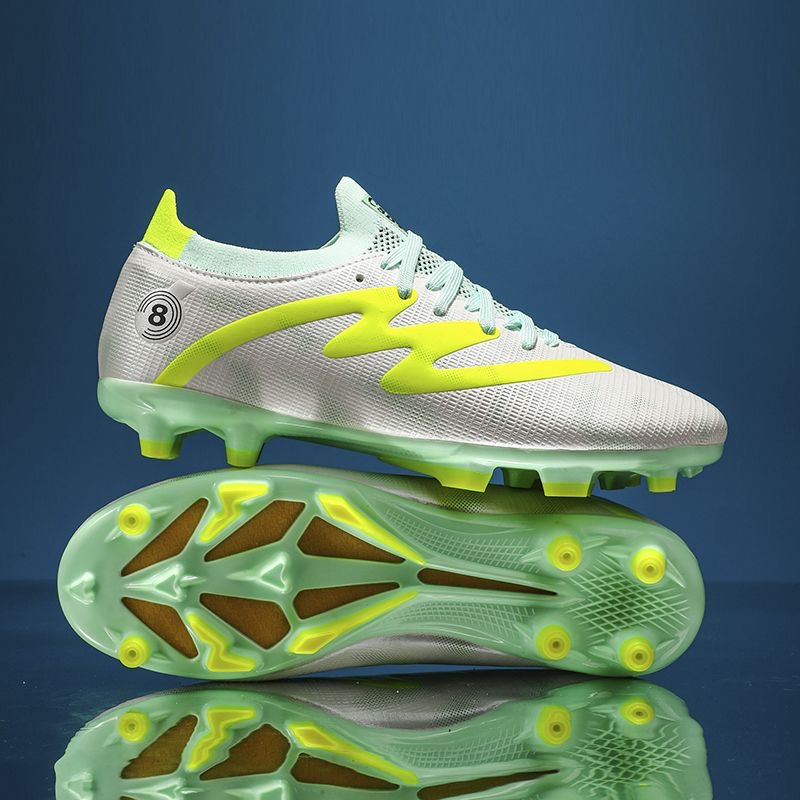 Klassische Marken-Fußballschuh – Men Shoes Vs Women Bewertung und Preis